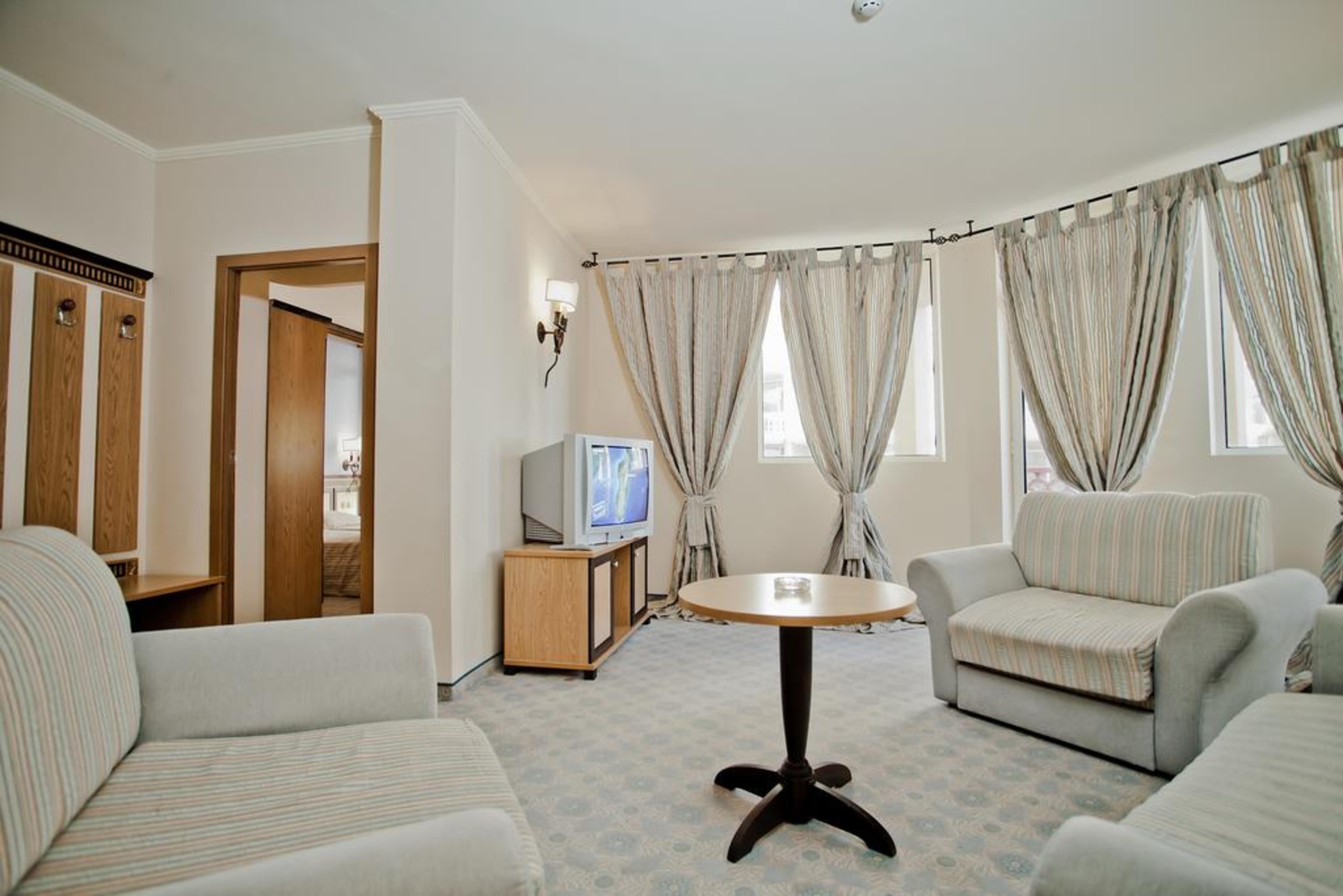 Atrium Beach Hotel Elenite Kültér fotó