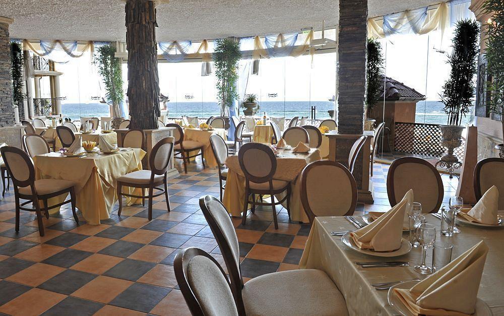 Atrium Beach Hotel Elenite Kültér fotó
