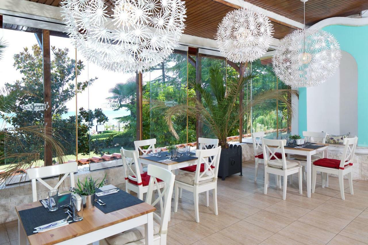 Atrium Beach Hotel Elenite Kültér fotó